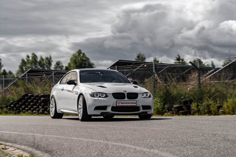 Jazda BMW M3 | 3 okrążenia | Wiele Lokalizacji