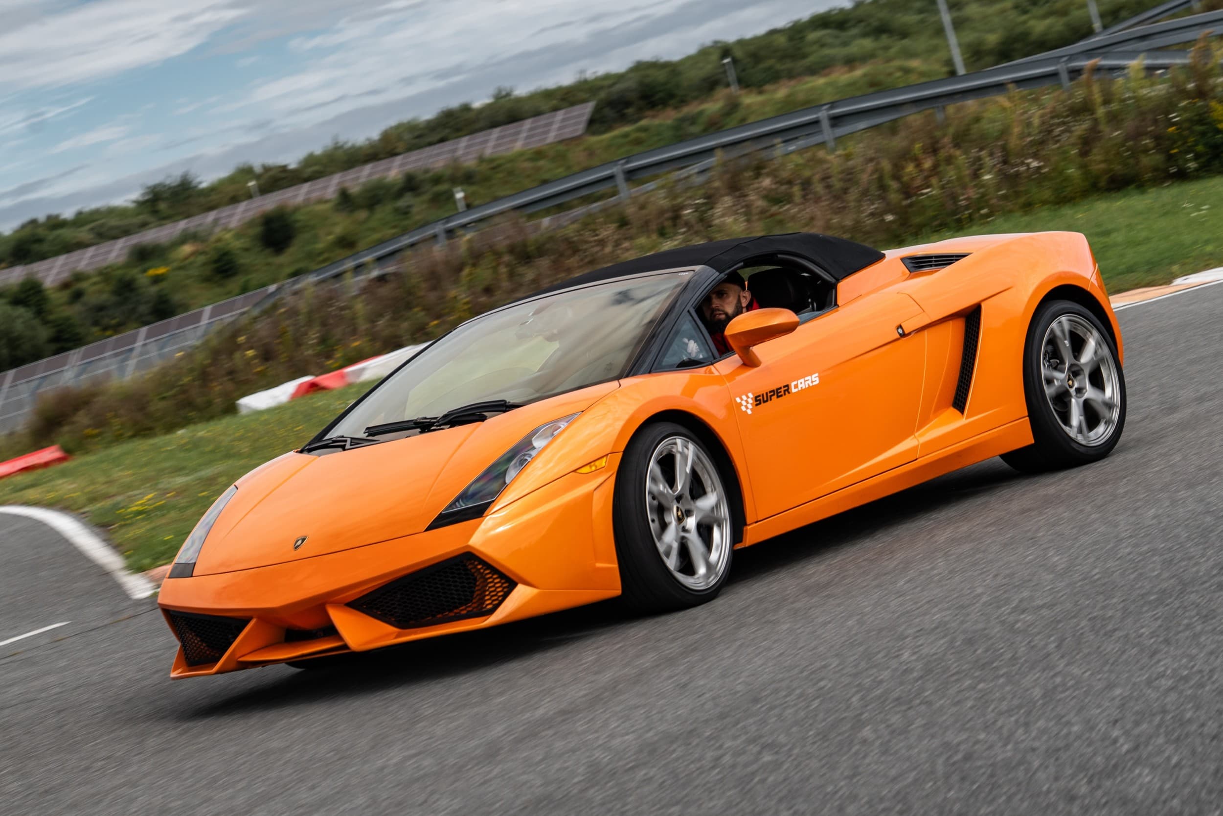 Jazda Lamborghini Gallardo | 2 okrążenia | Tor Główny Poznań