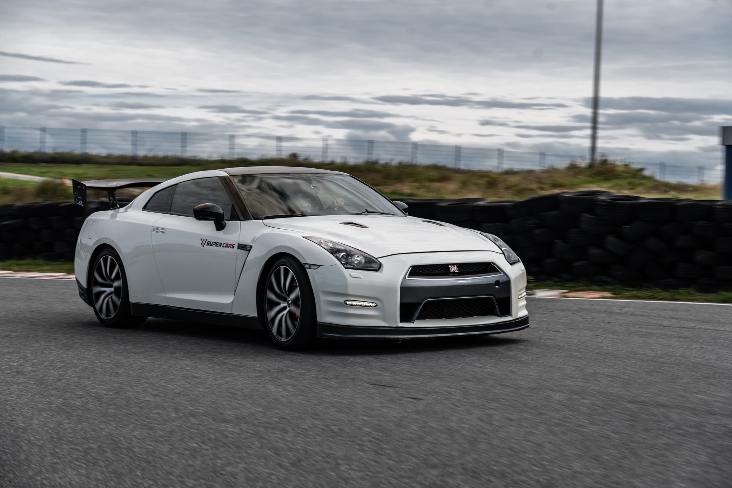 Jazda Nissanem GTR | 2 okrążenia | Tor Główny Poznań 