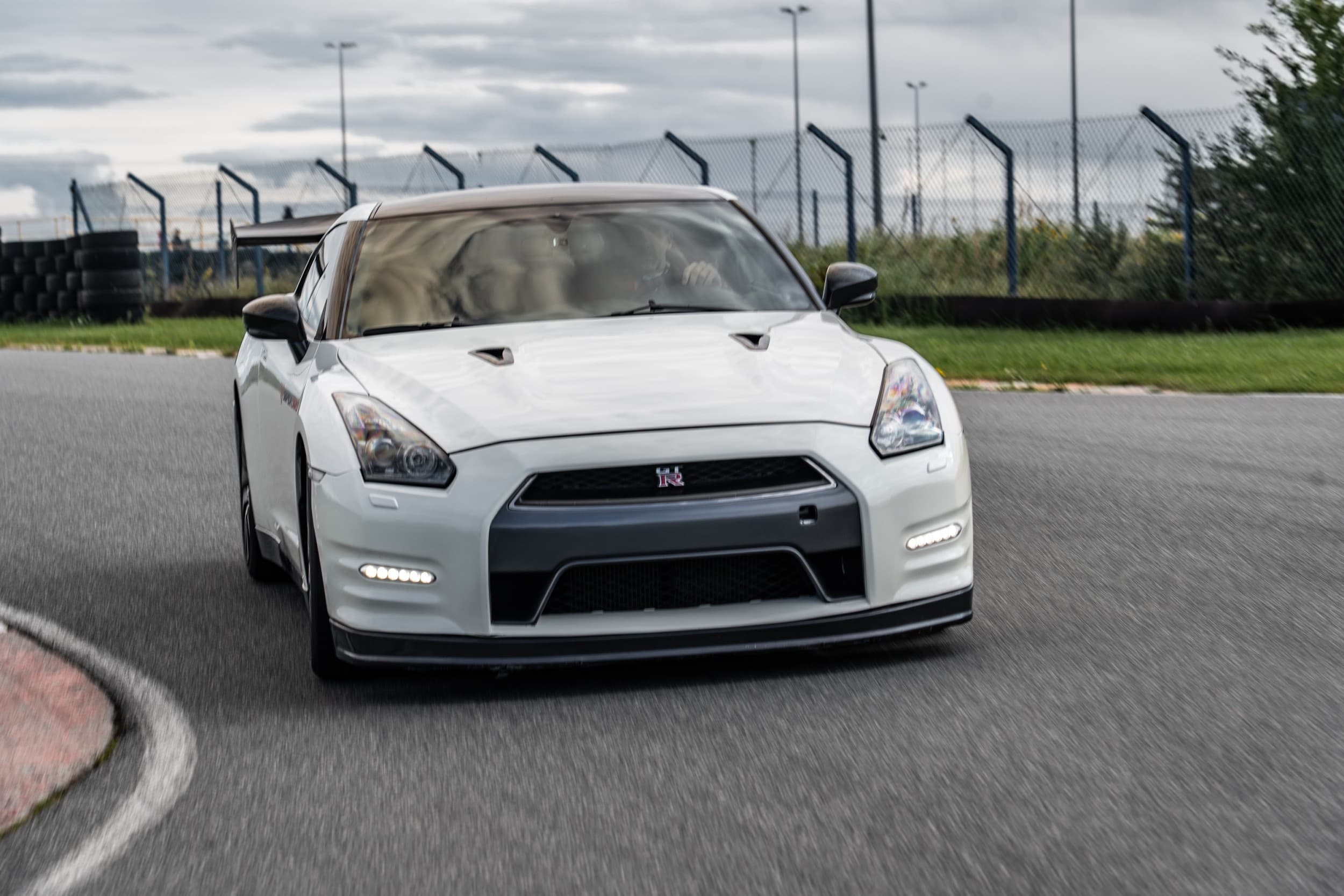 Jazda Nissanem GTR | 2 okrążenia | Tor Główny Poznań 