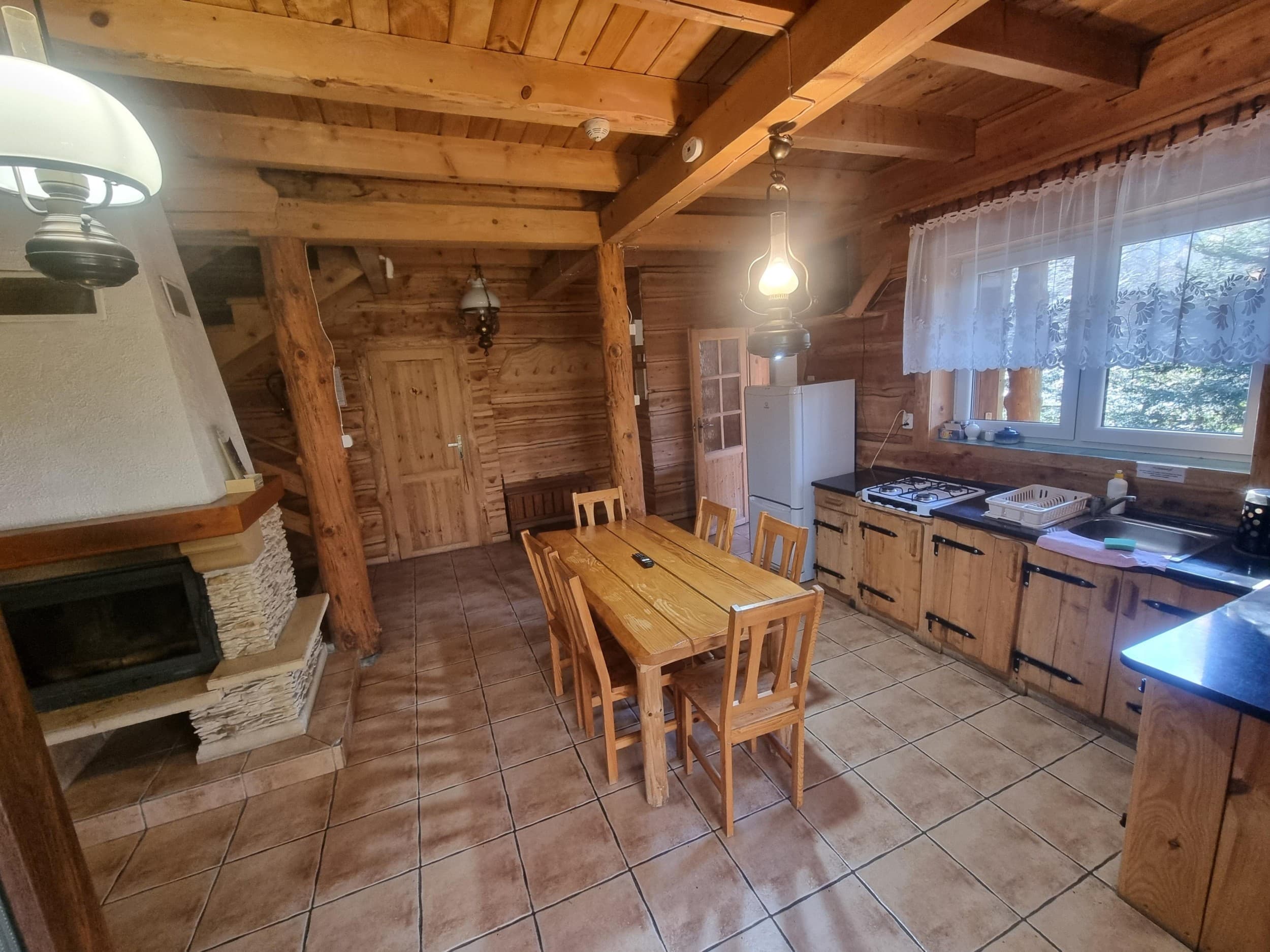 Odprężający Pobyt w Domku Alutkowo w Bieszczadach (2 Noce, 2 Osoby) | Helonowo | Zawadka  