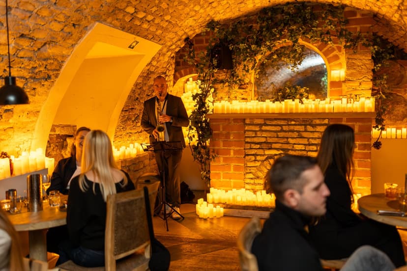 Candlelit Dinner - Kolacja wśród Tysiąca Świec dla Dwojga | Warszawa