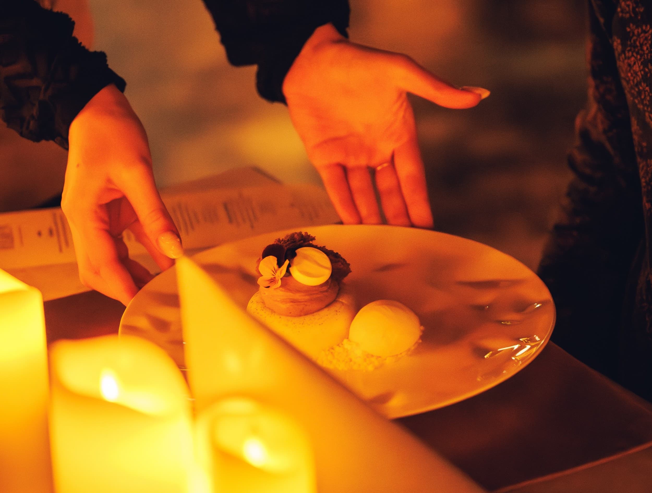 Candlelit Dinner - Kolacja wśród Tysiąca Świec dla Dwojga | Łódź | Wyjątkowy Prezent