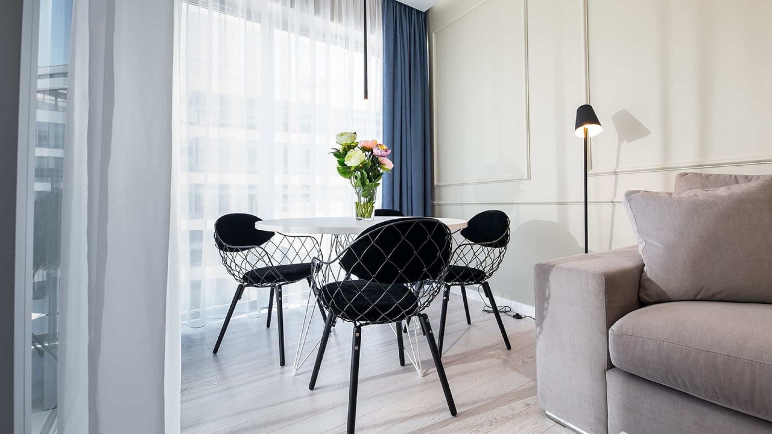 Urokliwy Pobyt w Apartamencie nad Morzem (2 Noce, 2 Osoby) | Dune FAF Mielno Apartamenty | Mielno | Wyjątkowy Prezent