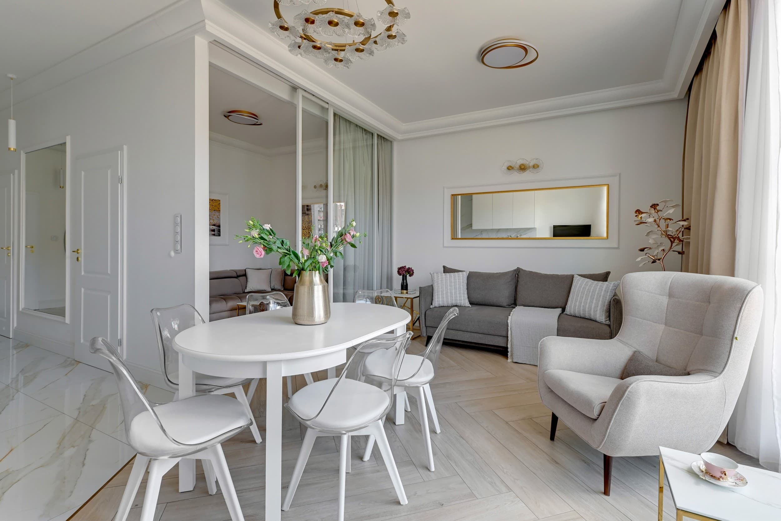 Wyjątkowy Pobyt w Apartamencie z Widokiem na Motławę (2 Noce, 1-6 Osób) | Lion Apartments | Gdańsk | Wyjątkowy Prezent