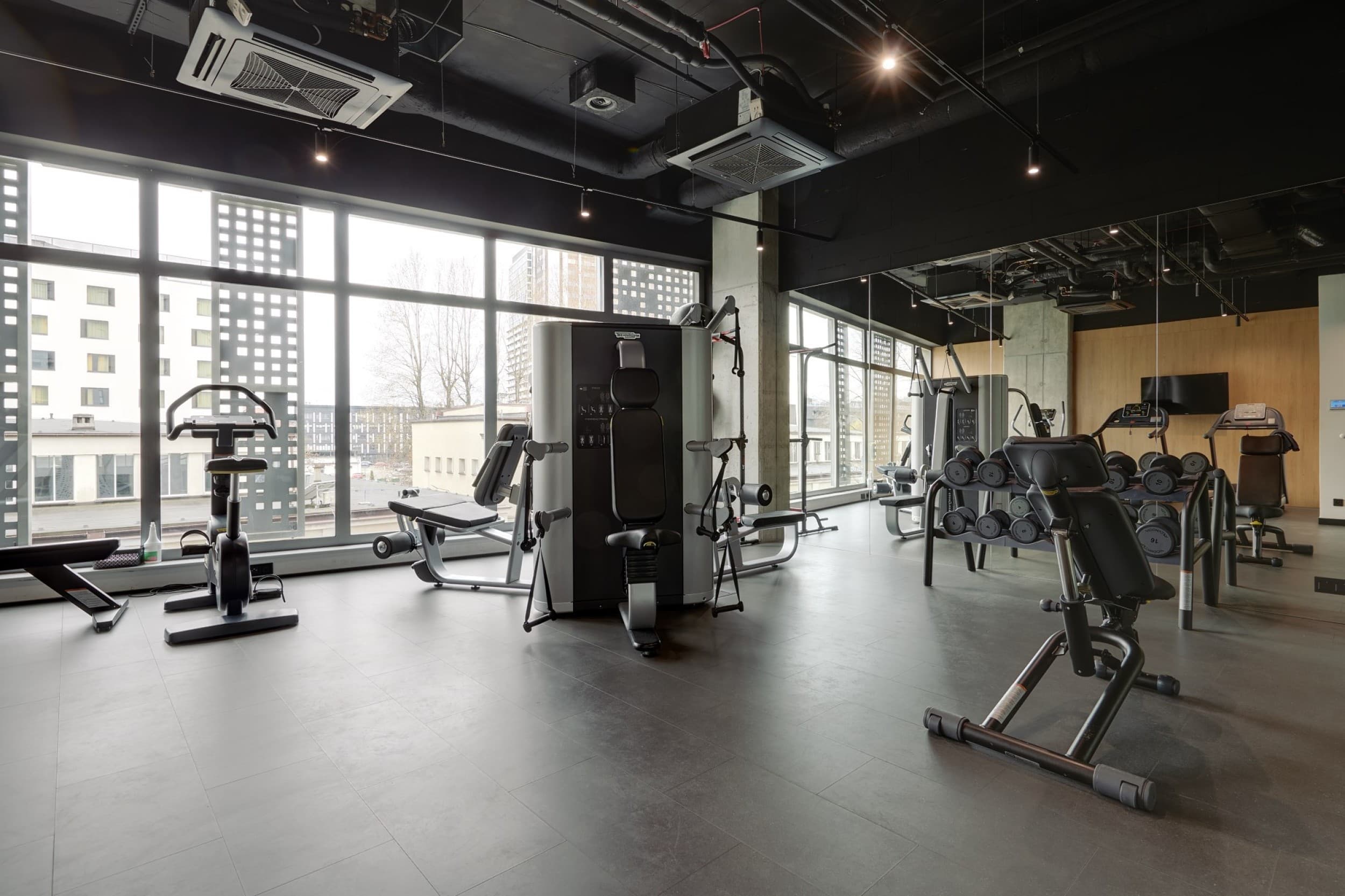 Romantyczny Pobyt w Apartamencie (2 Noce, 2 Osoby) | Golden Apartments | Katowice