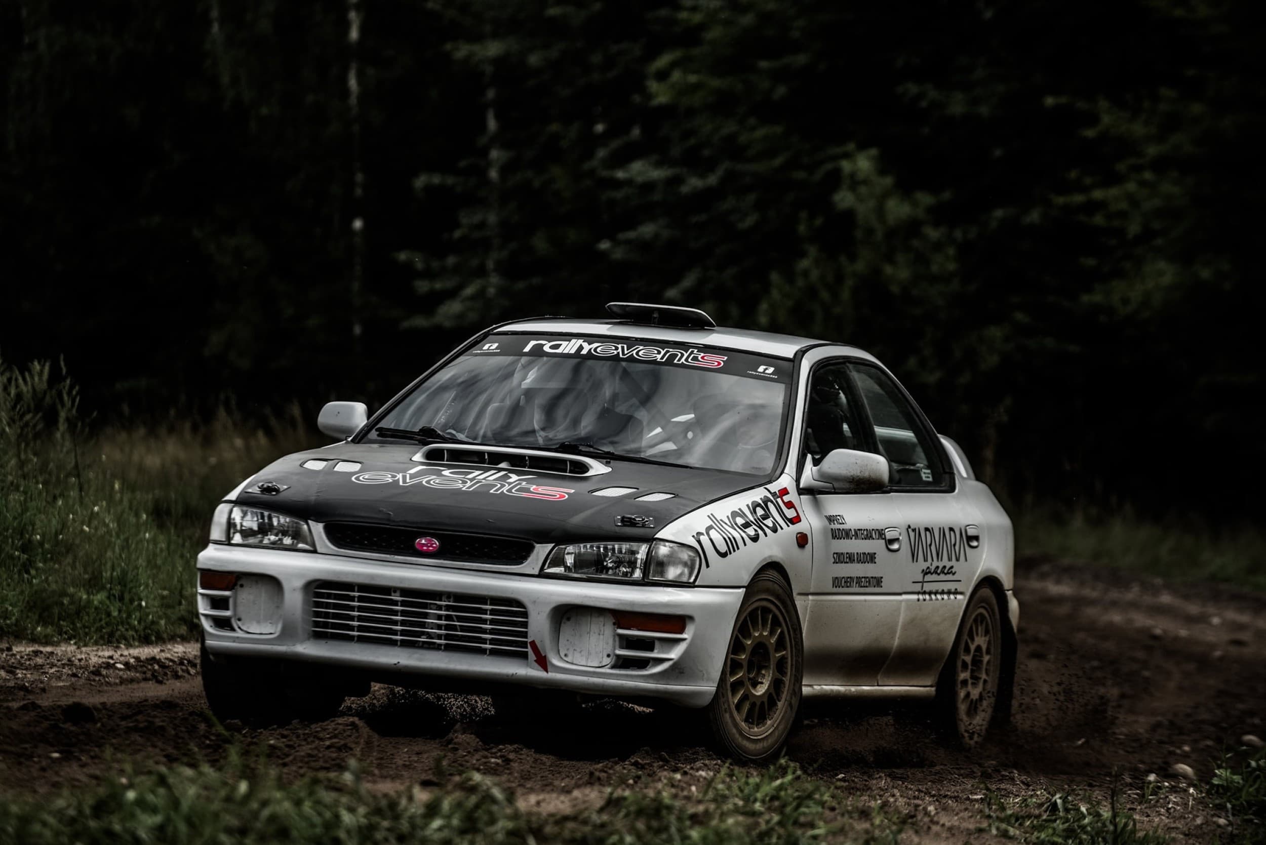 Jazda Samochodem Rajdowym Subaru Impreza | 3 okrążenia | Olsztyn (okolice)  | Wyjątkowy Prezent