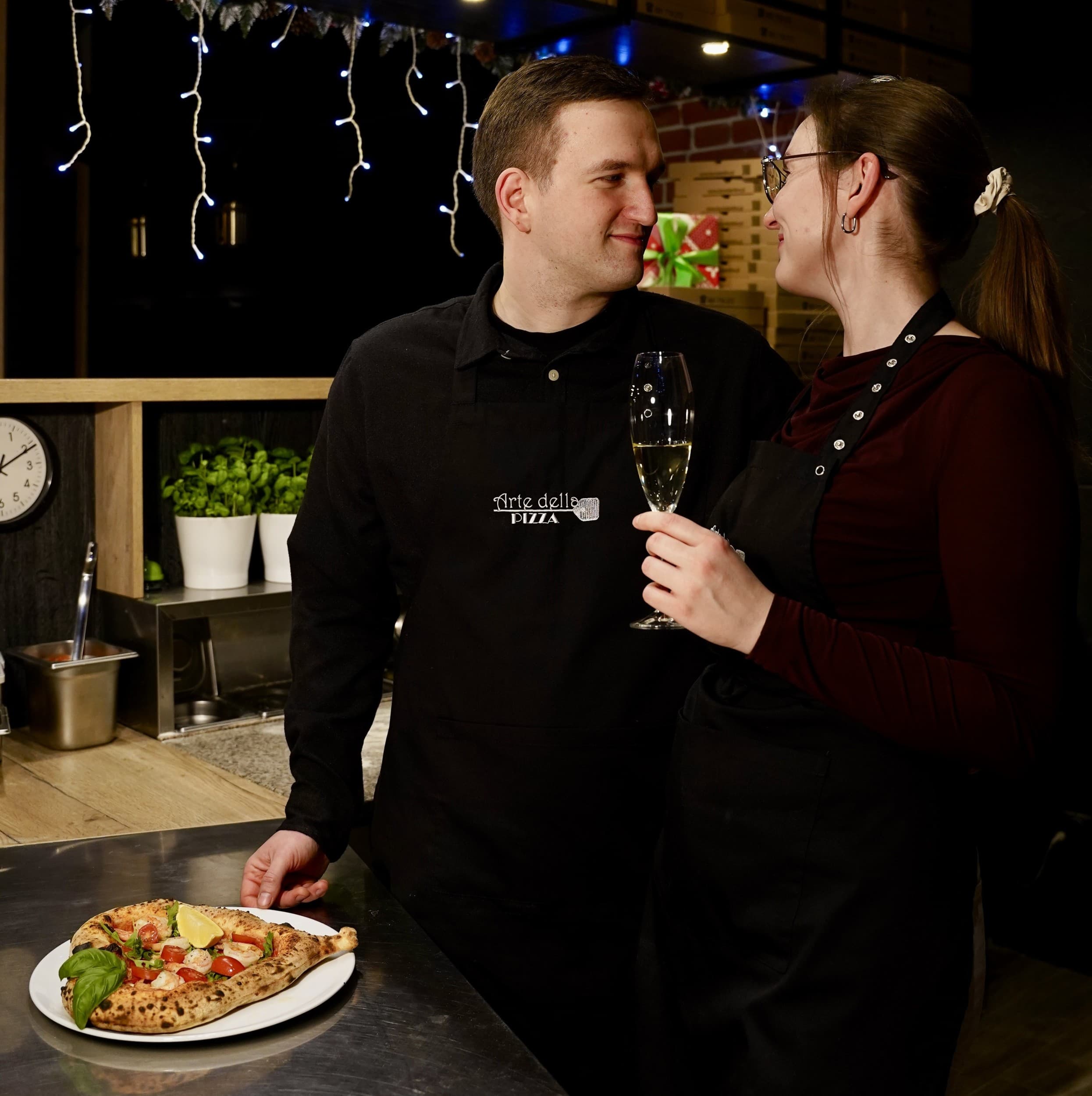 Romantyczne Warsztaty Robienia Pizzy Neapolitańskiej dla Dwojga | Warszawa | Wyjątkowy Prezent