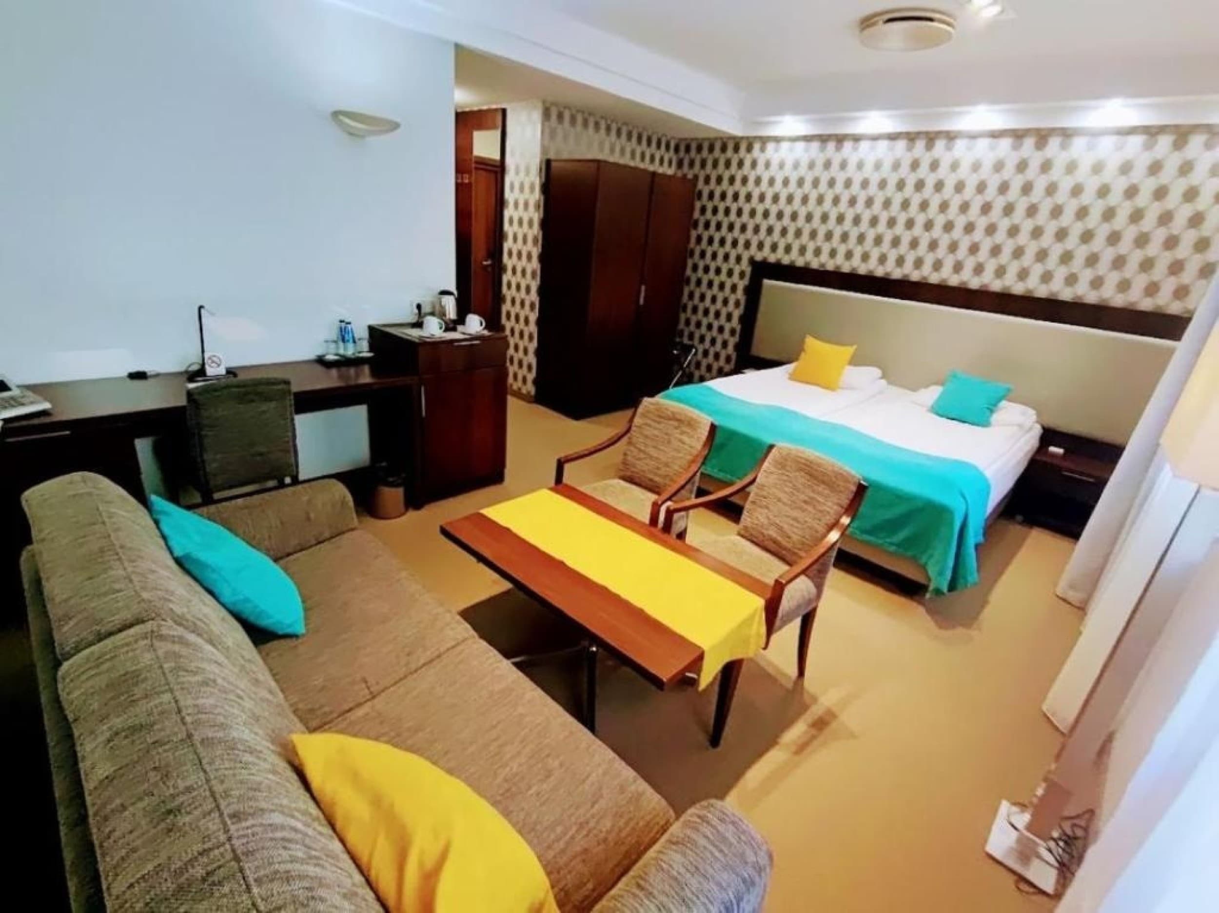 Relaksujący Pobyt (2 Noce, 2 Osoby) | Hotel Zamek Centrum | Szczecin