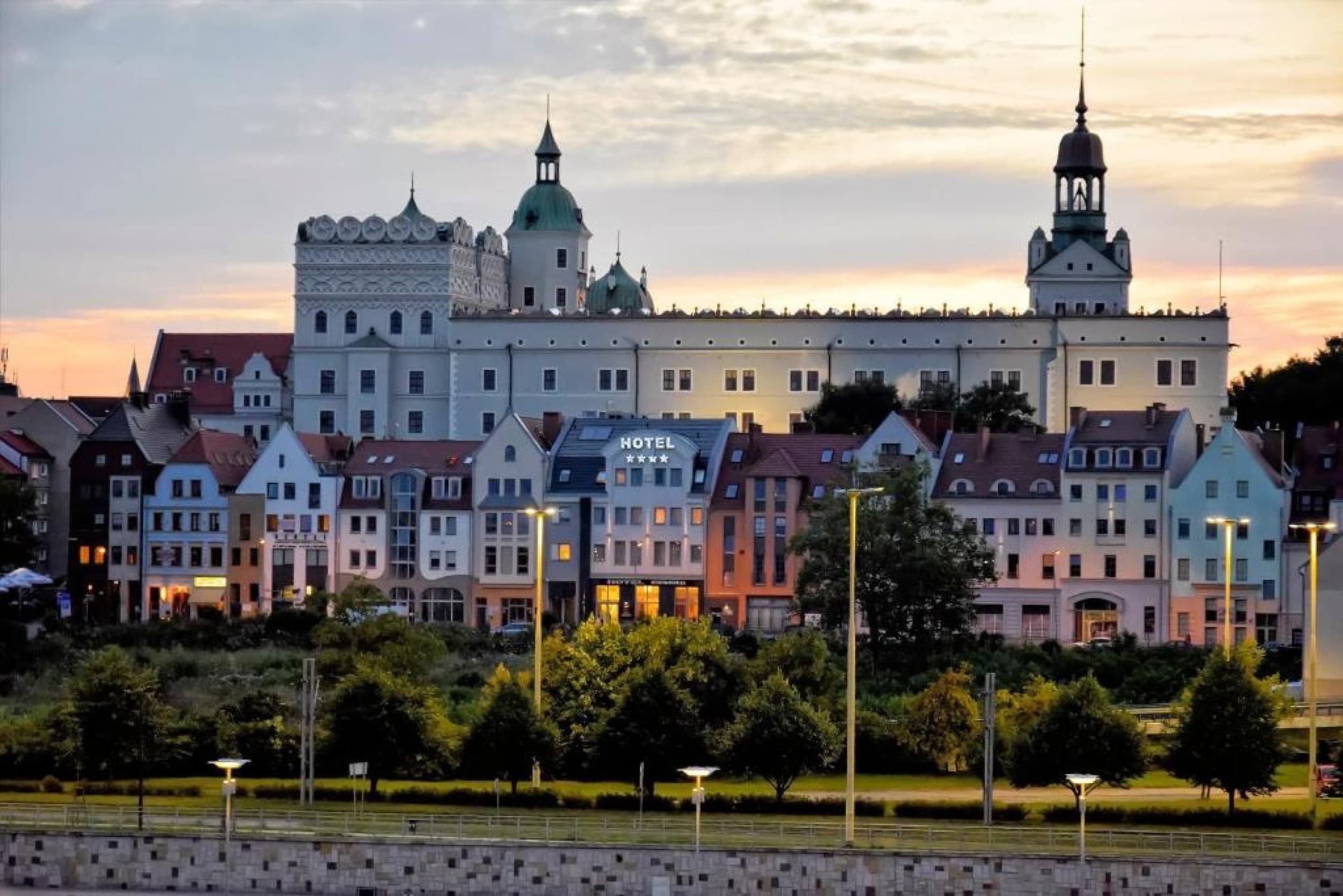 Relaksujący Pobyt (2 Noce, 2 Osoby) | Hotel Zamek Centrum | Szczecin