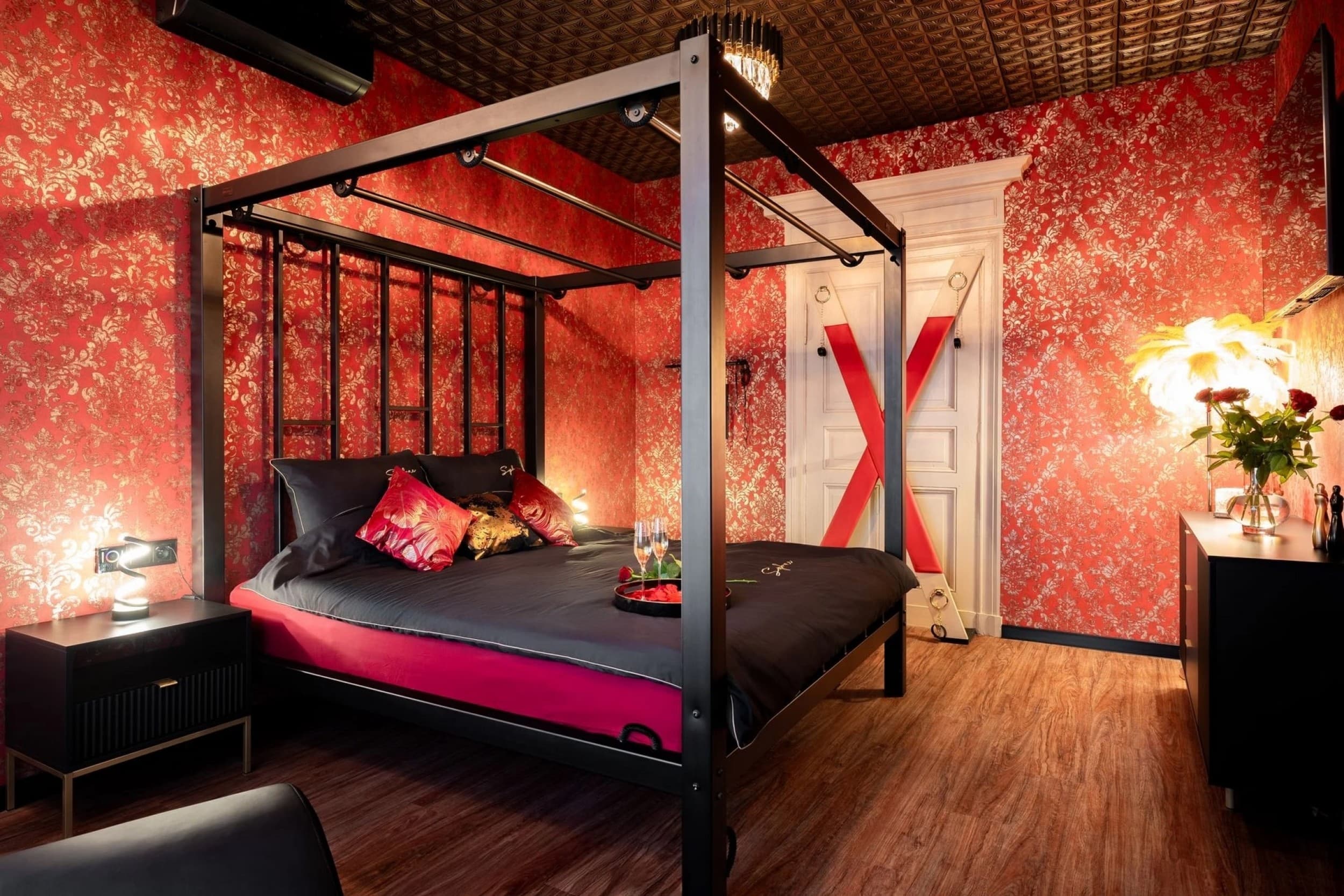 Pobyt w Apartamencie (1 Noc, 2 Osoby) | Apartament Organza | Toruń | Wyjątkowy Prezent