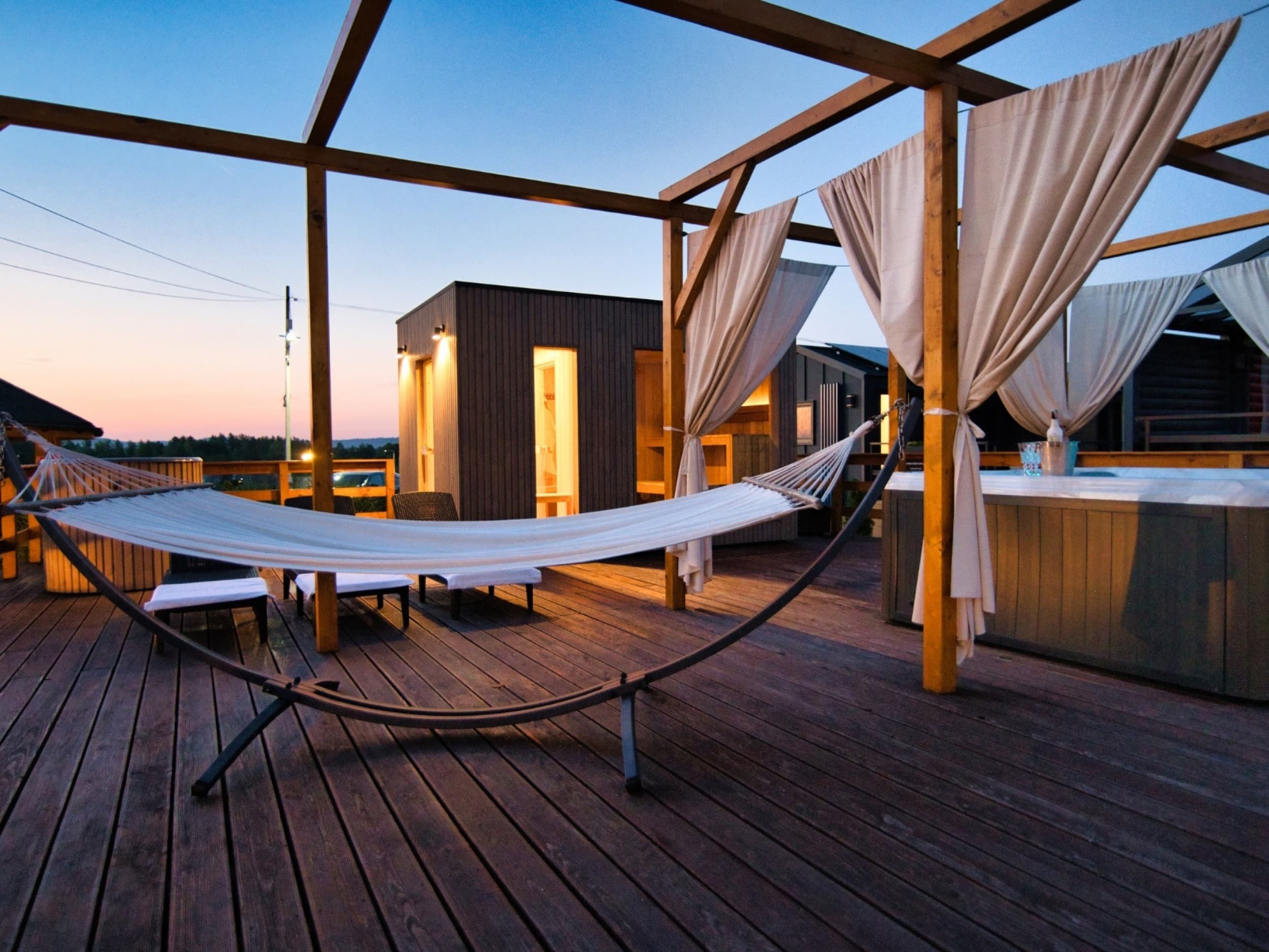 Romantyczny Pobyt w Domku (1 Noc, 2 Osoby) | Holiday Park Zator Resort & Spa | Zator