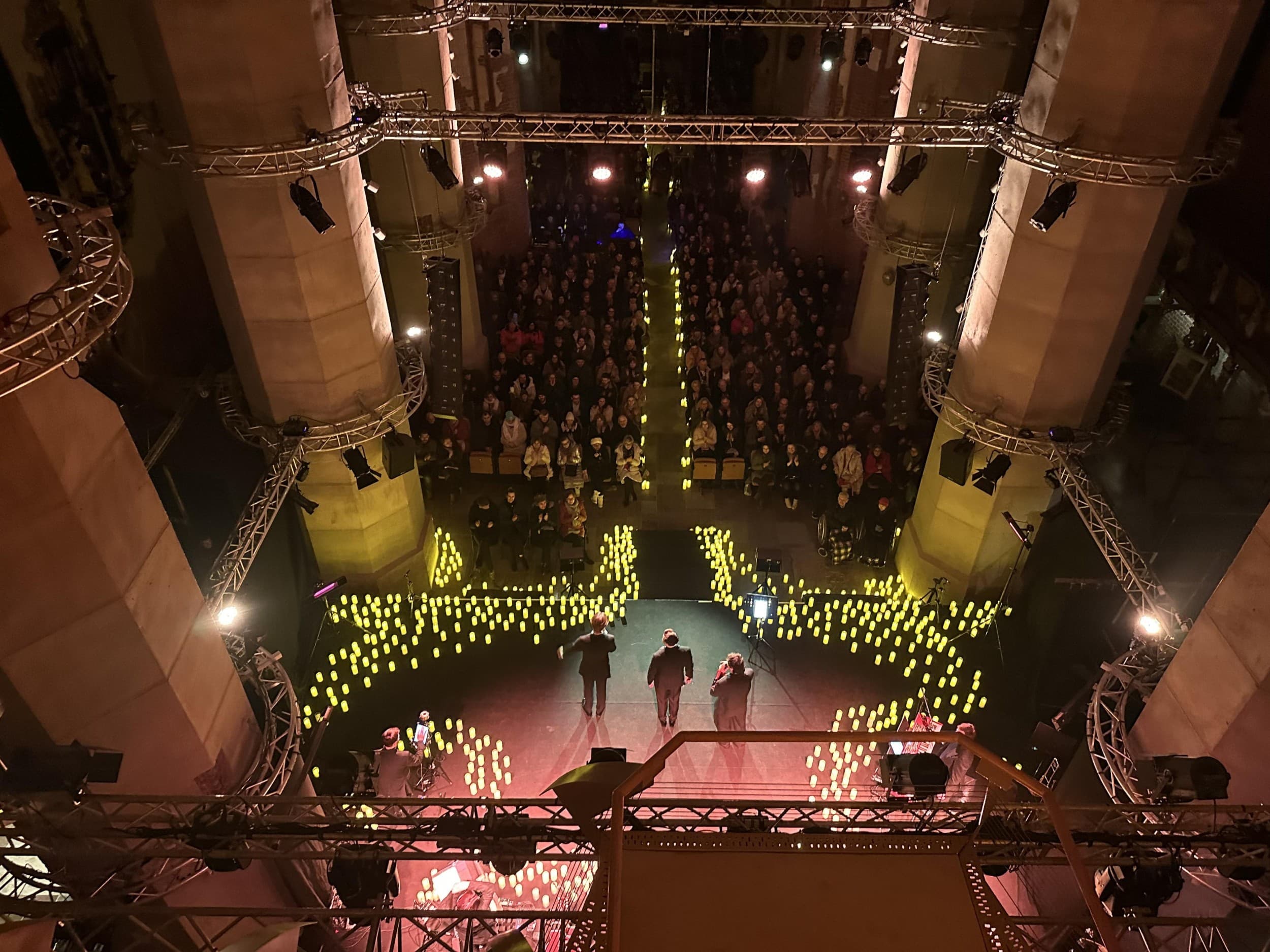 Koncert “Głosy Mistrzów” przy Świecach dla Dwojga | Wiele Lokalizacji  | Wyjątkowy Prezent