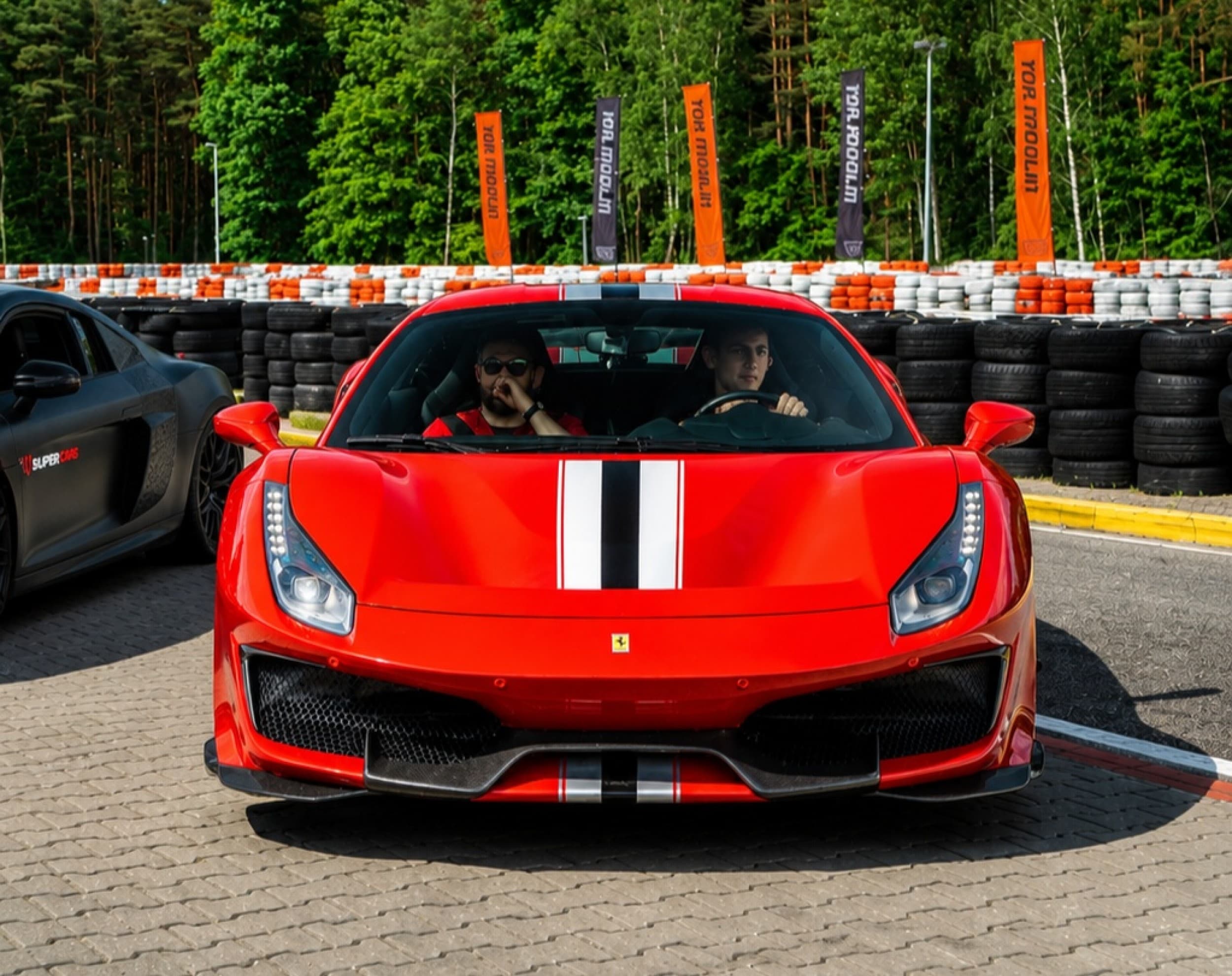 Jazda Ferrari 488 Pista | 1 okrążenie | Tor Główny Poznań
