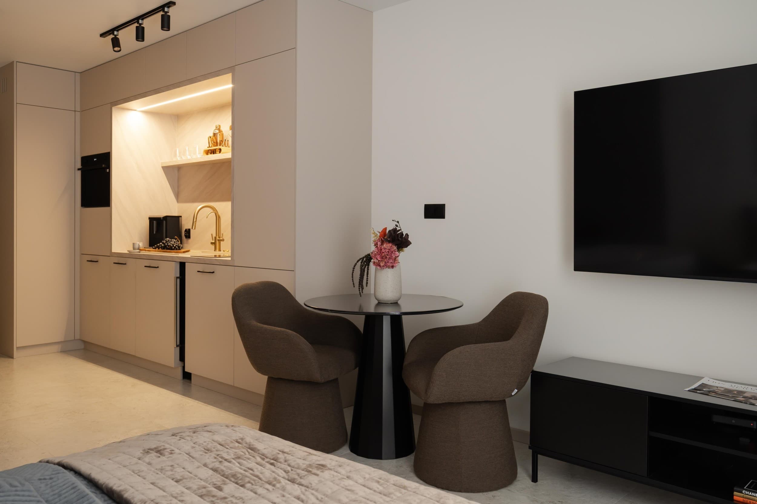 Odprężający Pobyt w Apartamencie z Jacuzzi (2 Noce, 2 Osoby) | Lion Apartments | Gdańsk