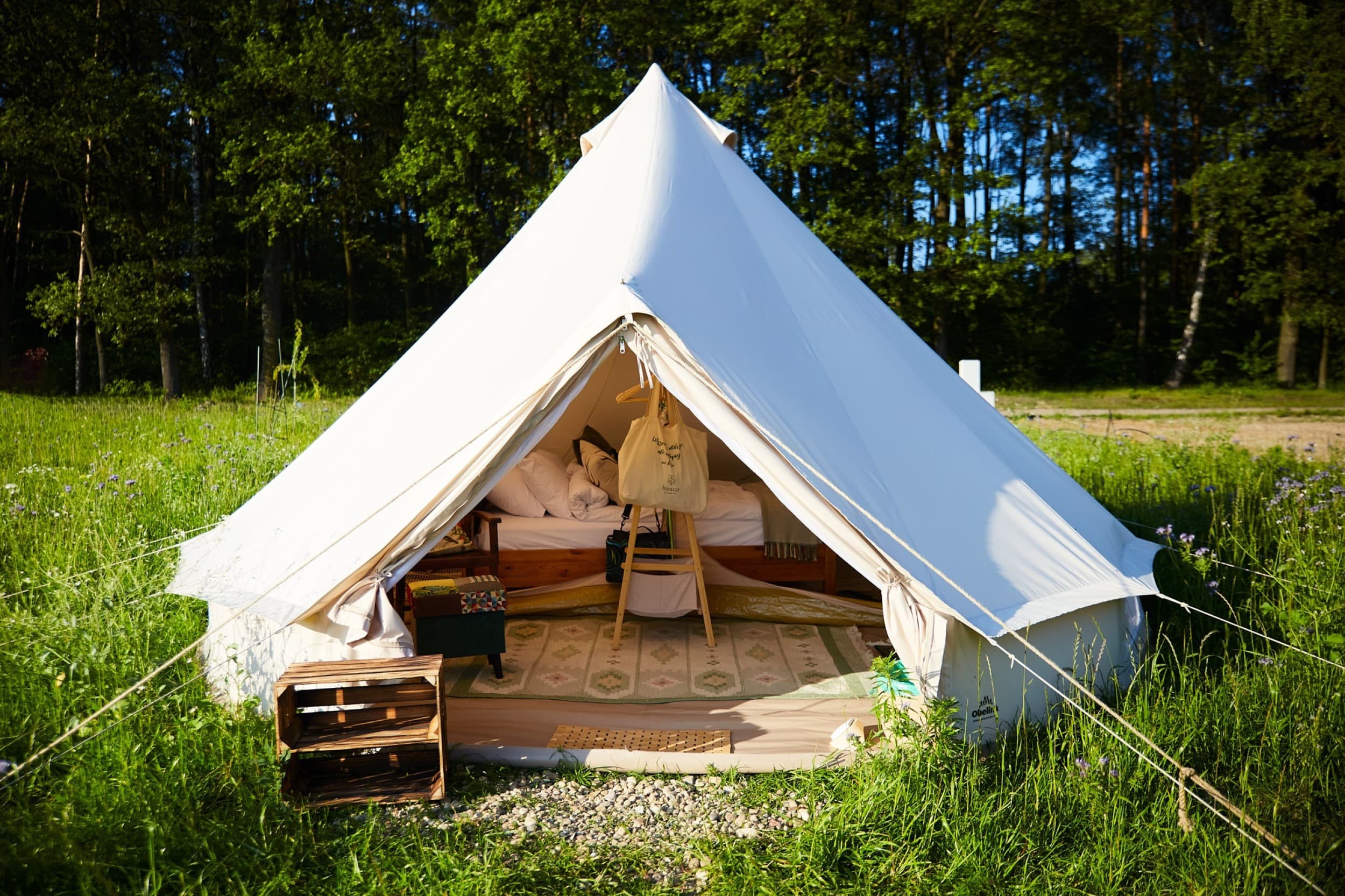 Wakacyjny Pobyt w Namiocie w Tygodniu (2 Noce, 2 Osoby) | bosco glamping | Modrzewek