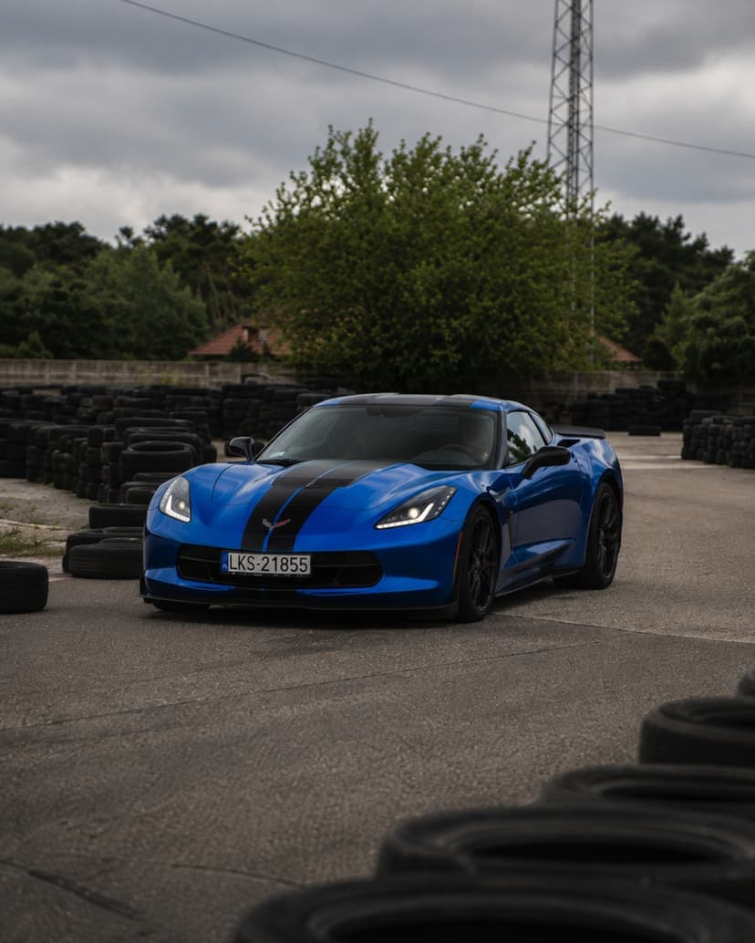 Poprowadź Chevrolet Corvette C7 | 4 okrążenia | Legionowo (okolice)