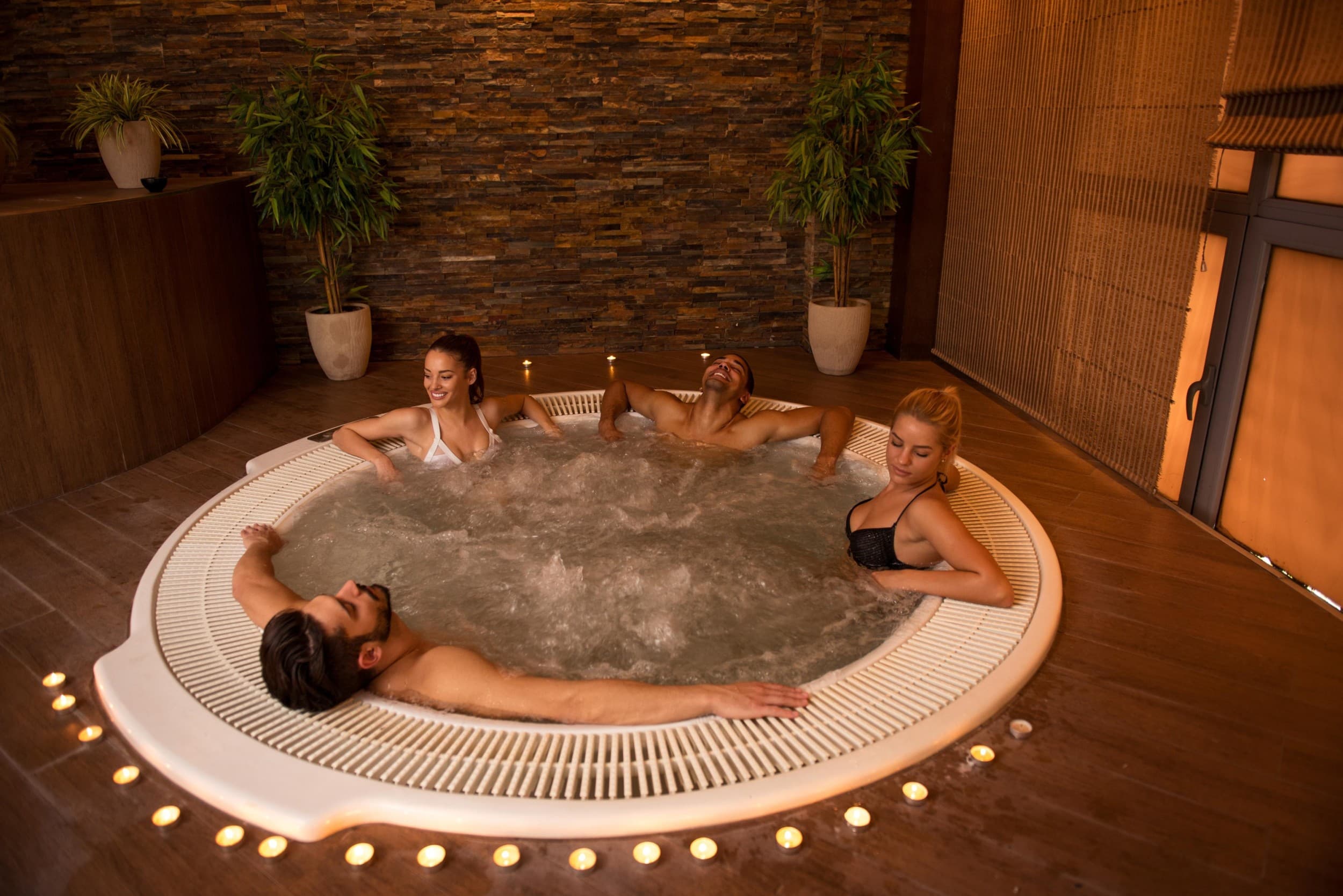 Relaks w Jacuzzi na Wyłączność (120 minut) | Siemianowice Śląskie