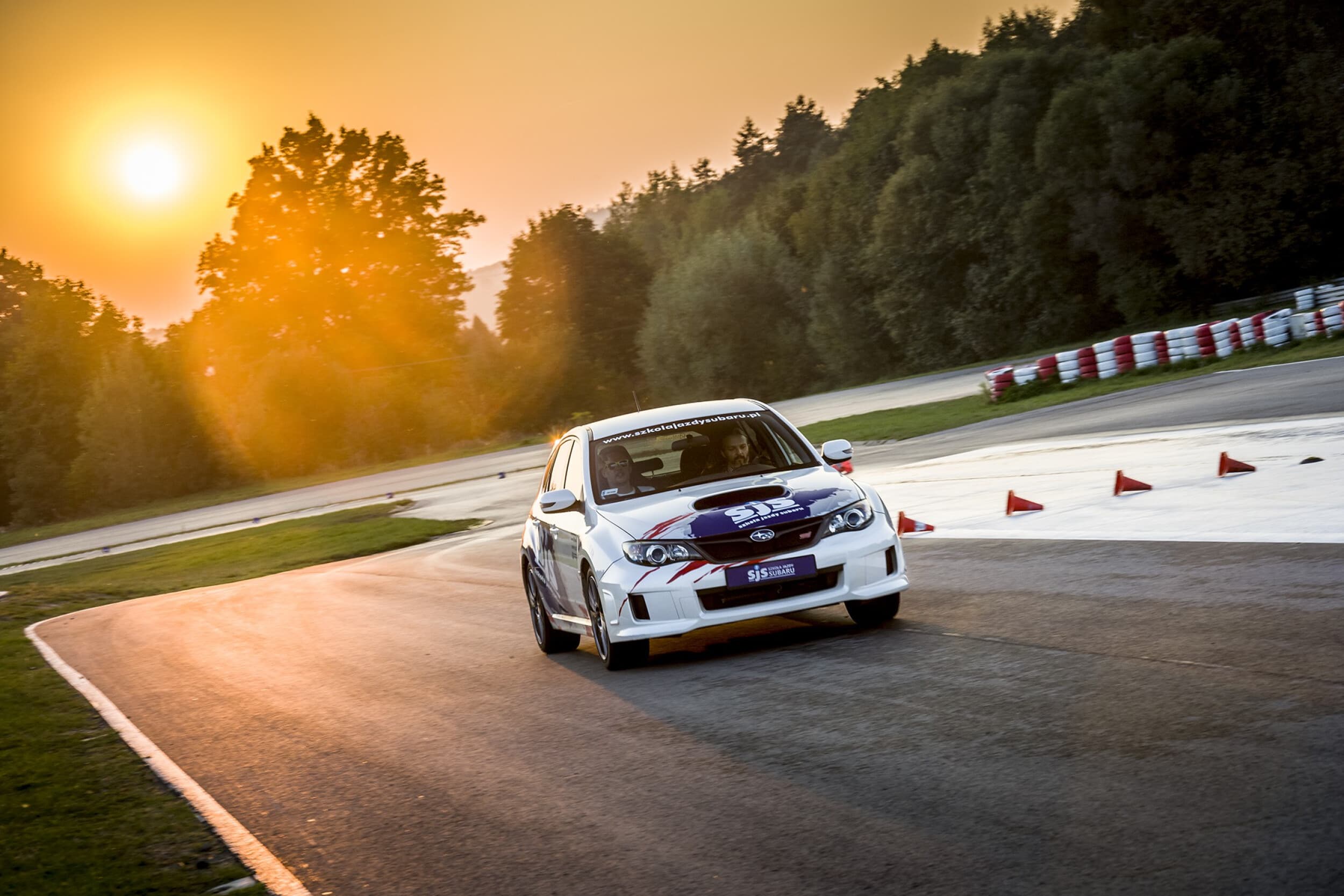 Jazda Subaru Impreza STI (10 okrążeń) | Kielce | Wyjątkowy Prezent