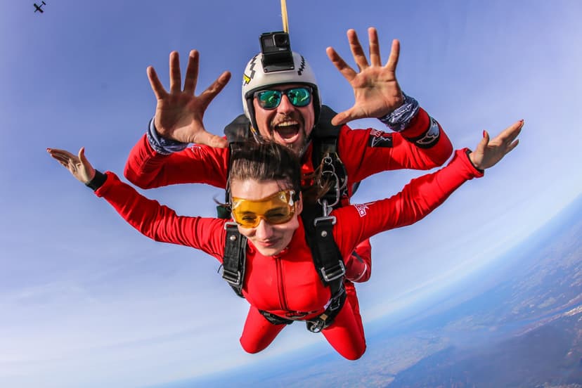 Skok ze Spadochronem z Filmowaniem | Kruszyn