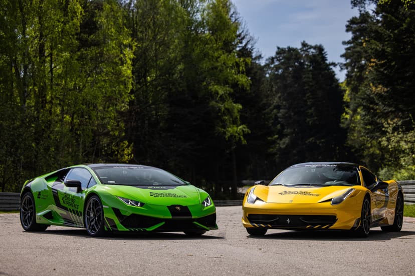 Pojedynek Lamborghini Huracán vs. Ferrari 458 Italia | Wiele Lokalizacji