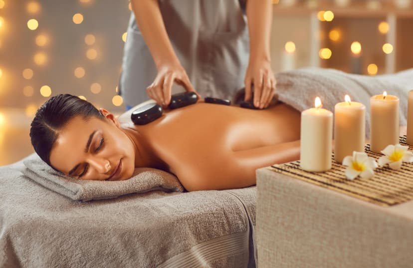 Masaż Gorącymi Kamieniami | Wiele Lokalizacji