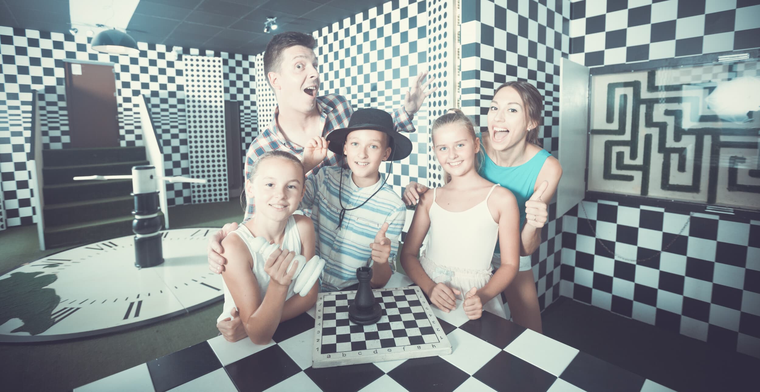 Zabawa w Escape Room dla Przyjaciół | Toruń