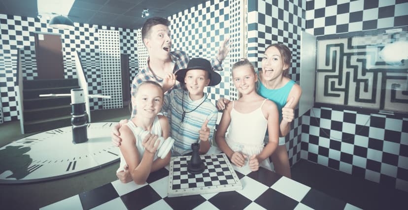 Zabawa w Escape Room dla Przyjaciół | Toruń