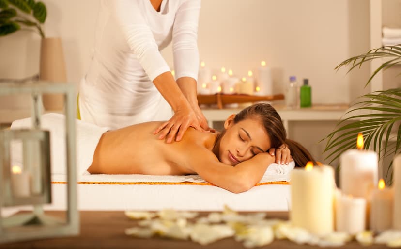 Aromatyczny Masaż Gorącą Świecą | Gliwice