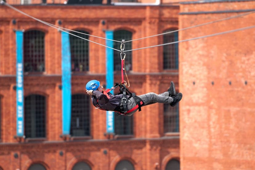 Zjazd Tyrolski nad Rynkiem Manufaktury | Łódź