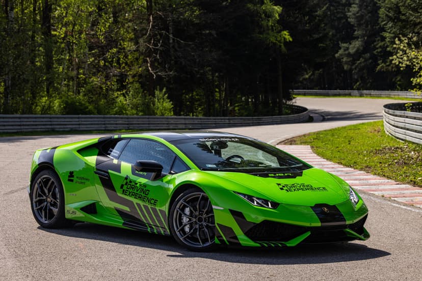 Poprowadź Lamborghini Huracán (1 okrążenie) | Wiele Lokalizacji