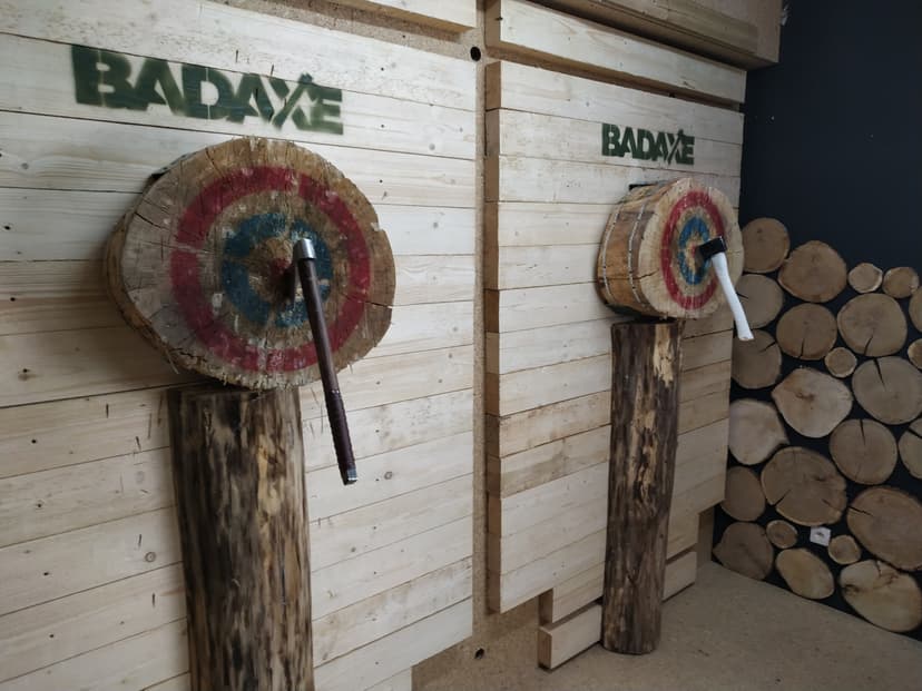 Axe Throwing - Rzucanie Siekierami do Celu | Kraków