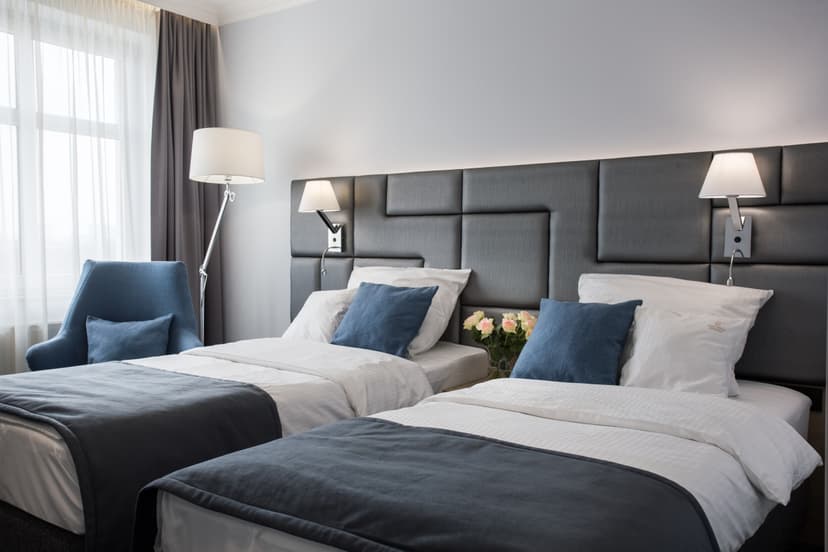 Rekreacyjny Pobyt (6 Nocy, 2 Osoby) | Hotel Włoski | Poznań