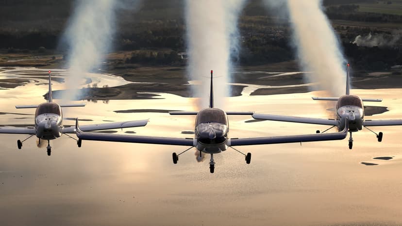 Lot w Formacji Samolotów AT-3 dla Przyjaciół | Warszawa (okolice)