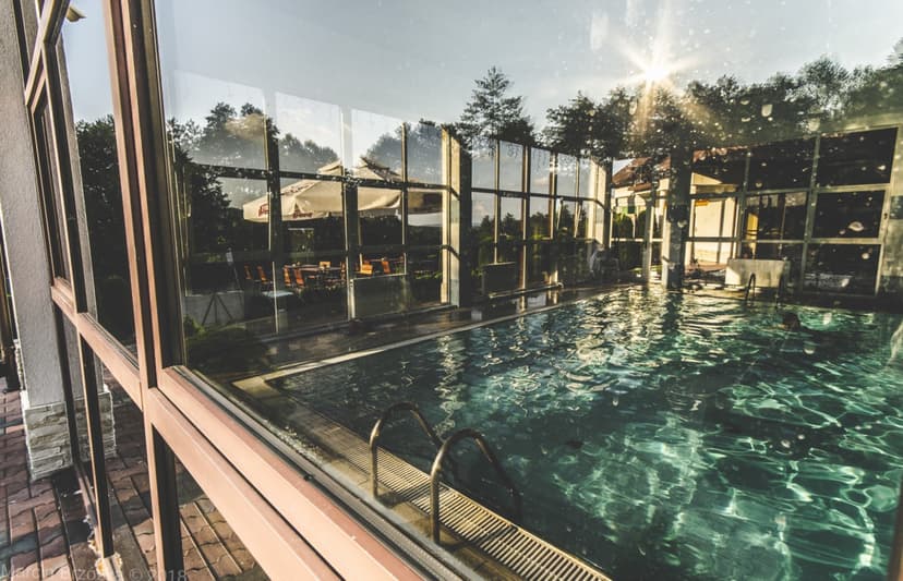 Odprężający Pobyt (6 Nocy, 2 Osoby) | Kompleks "BESKID" | Spytkowice