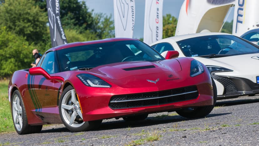 Poprowadź Chevrolet Corvette C7 | 1 okrążenie | Wiele Lokalizacji