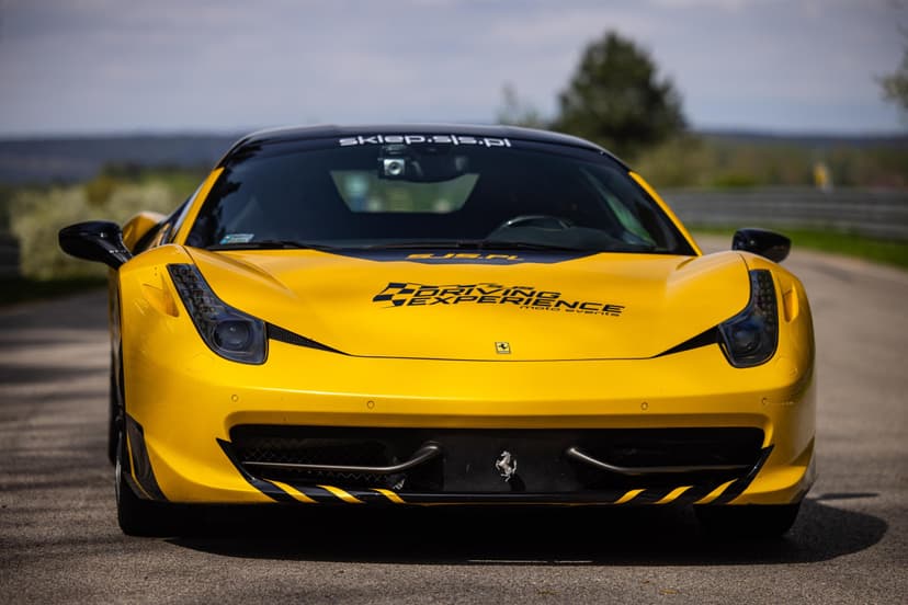 Przejażdżka Ferrari 458 Italia dla Dziecka (1 okrążenie) | Wiele Lokalizacji