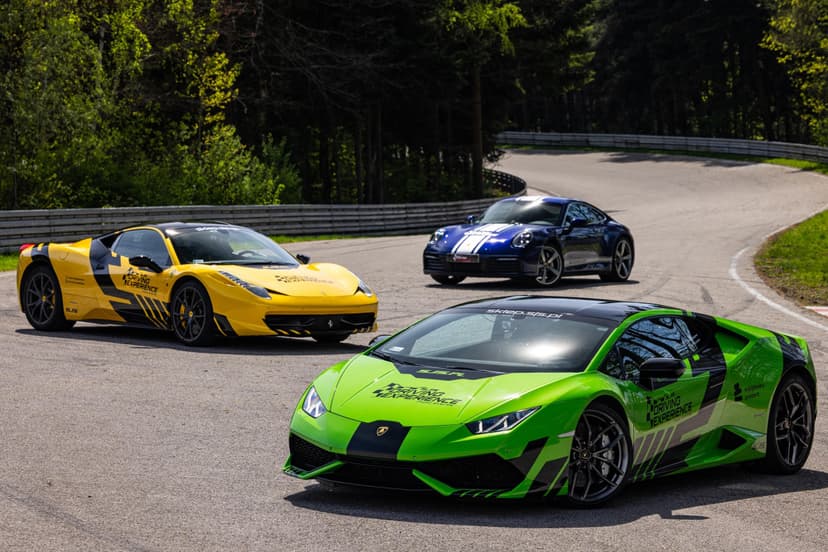 Pojedynek Lamborghini Huracán vs. Ferrari Italia vs. Porsche 911 (9 okrążeń) | Wiele Lokalizacji