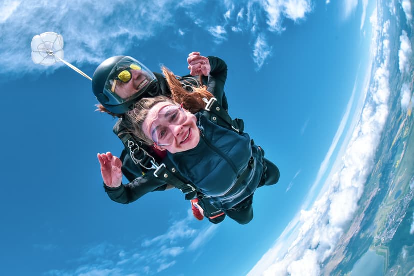 Skok ze Spadochronem | Poznań