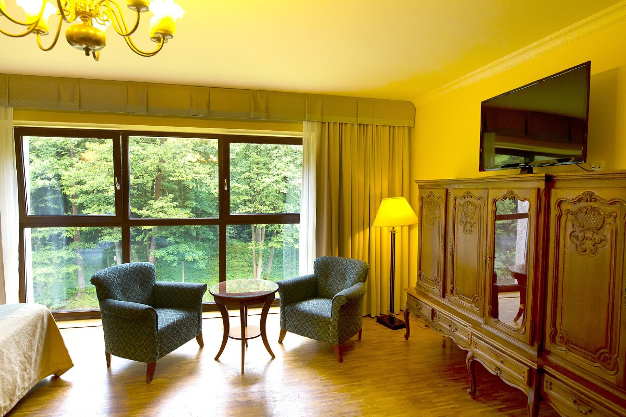 Odprężający Pobyt (2 Noce, 2 Osoby) | Hotel MirJan | Lądek Zdrój