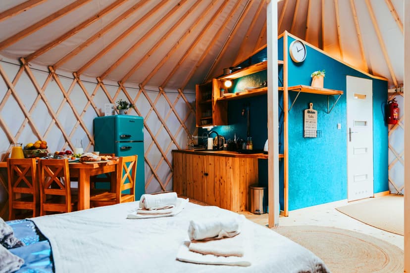 Weekendowy Pobyt w Jurcie (2 Noce, 1-5 Osób) | Aloha Glamp | Wadowice (okolice)