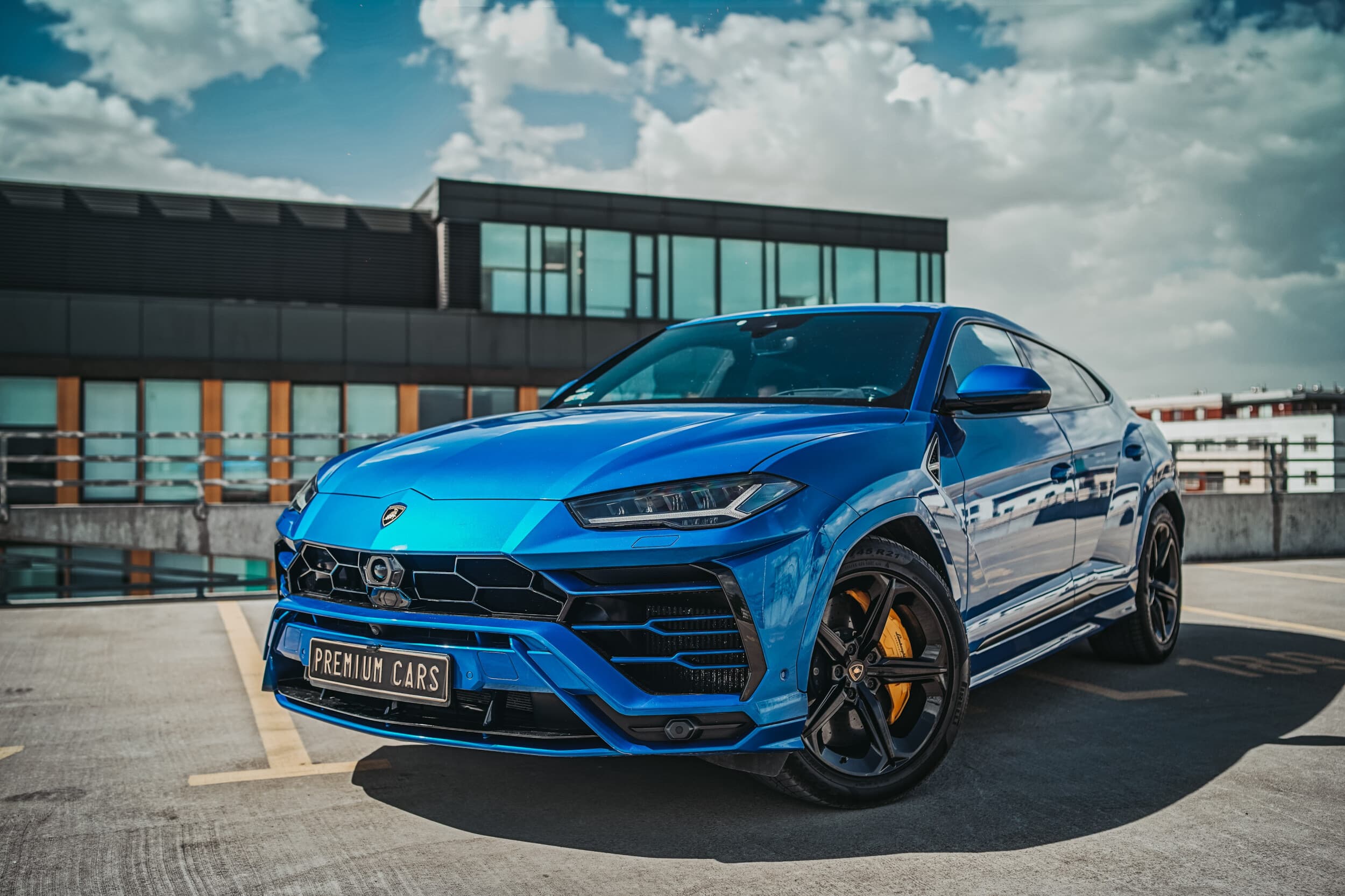 Całodzienna Jazda Lamborghini Urus | Warszawa | Wyjątkowy Prezent