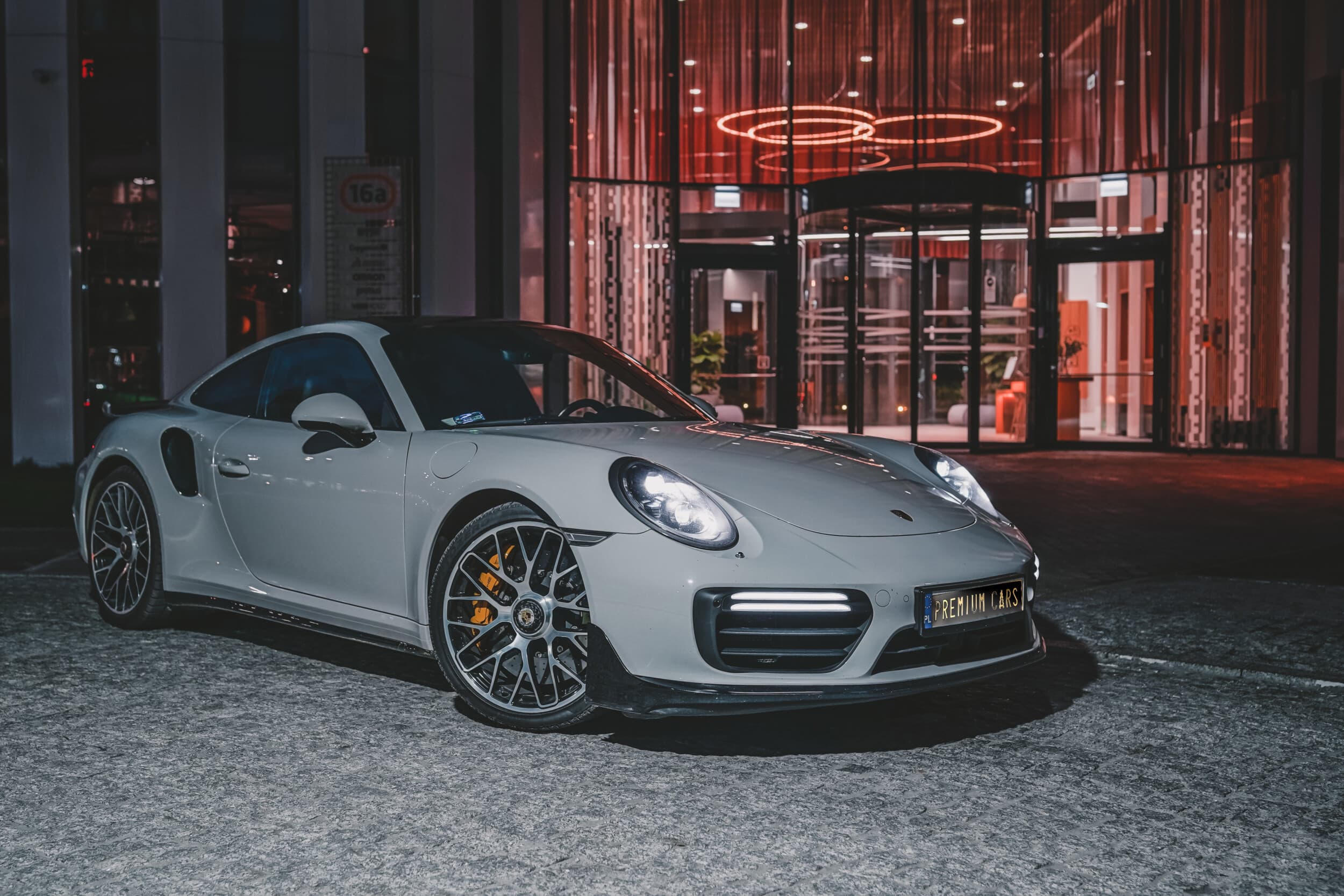 Całodzienna Jazda Porsche 911 Turbo S | Warszawa | Wyjątkowy Prezent