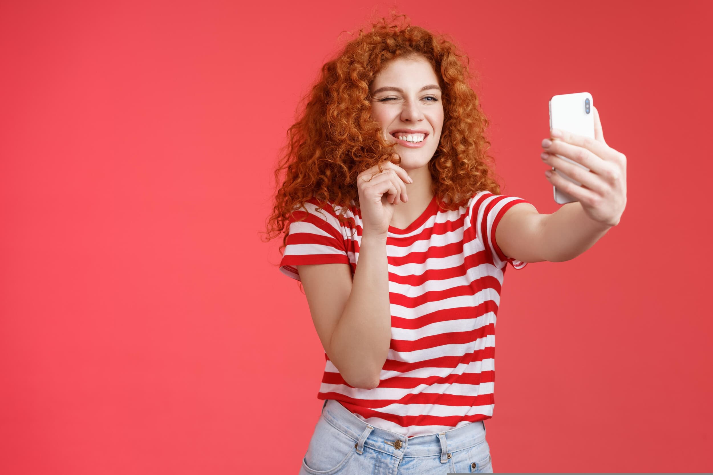 Samodzielna Sesja Zdjęciowa w Selfie Studio (120 minut) | Poznań | Wyjątkowy Prezent