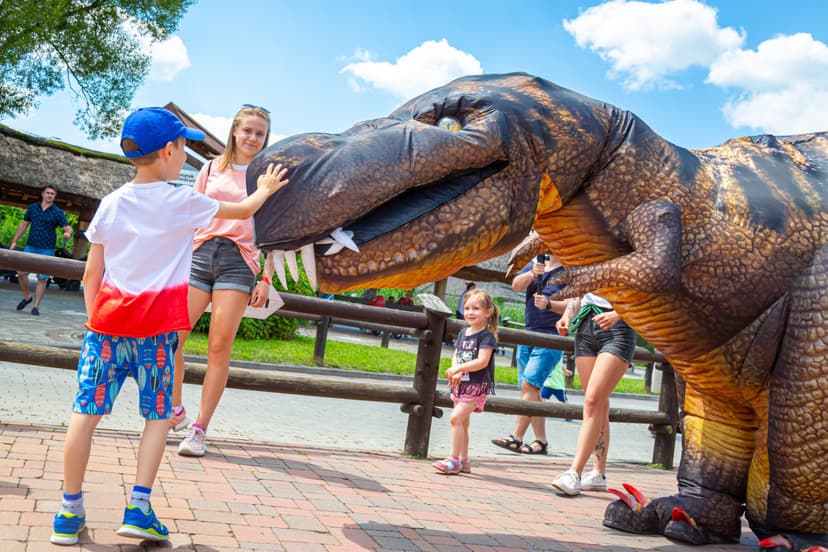 Całodniowa Zabawa w JuraParku Krasiejów dla Rodziny (2+2) | Opole (okolice)
