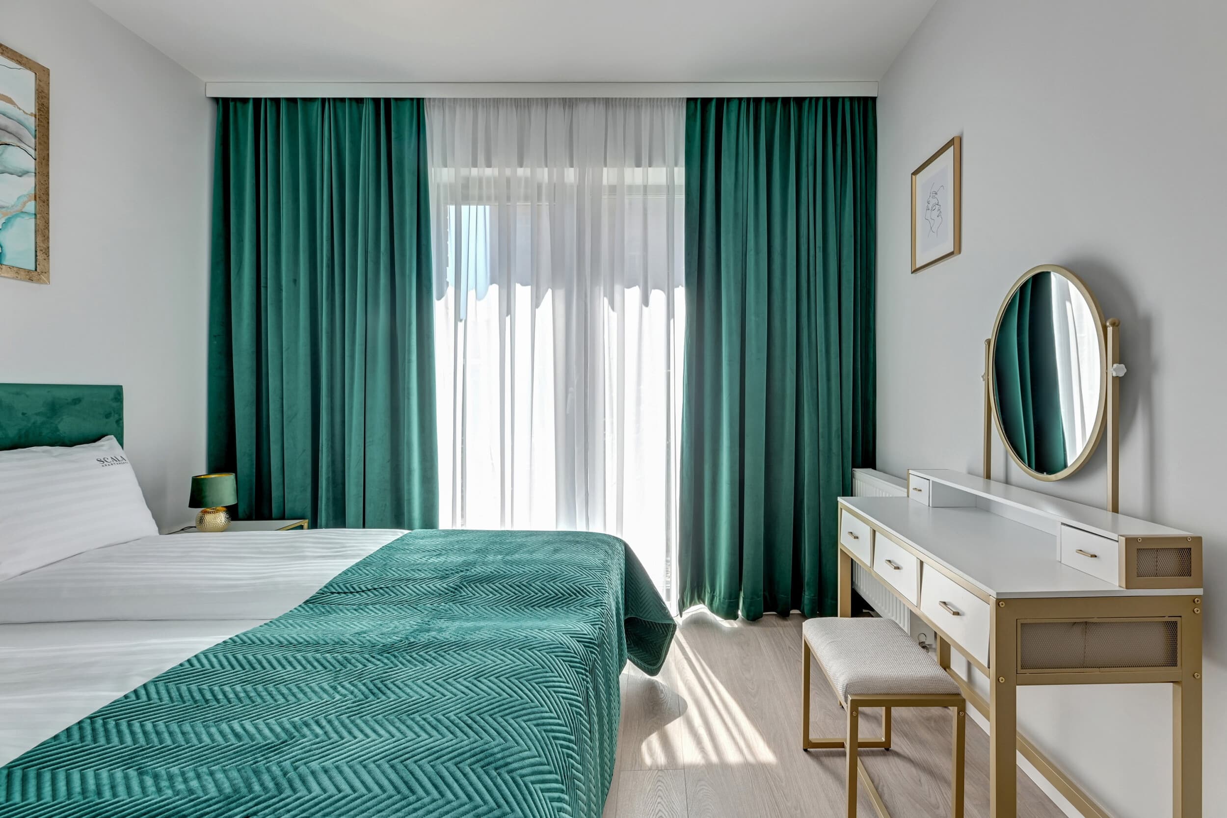 Niezapomniany Pobyt (3 noce, 1-4 osoby) | Lion Apartments | Wyjątkowy Prezent
