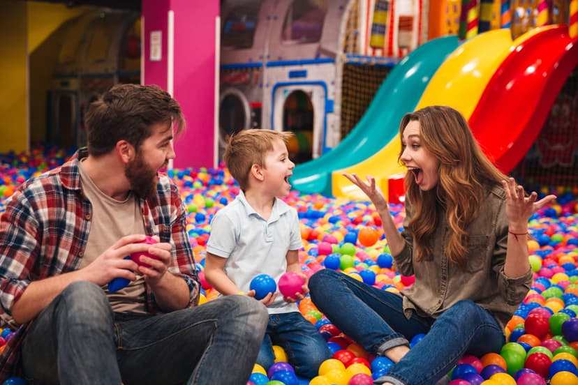 Zabawa w Rodzinnym Centrum Rozrywki dla Dziecka | Swarzędz