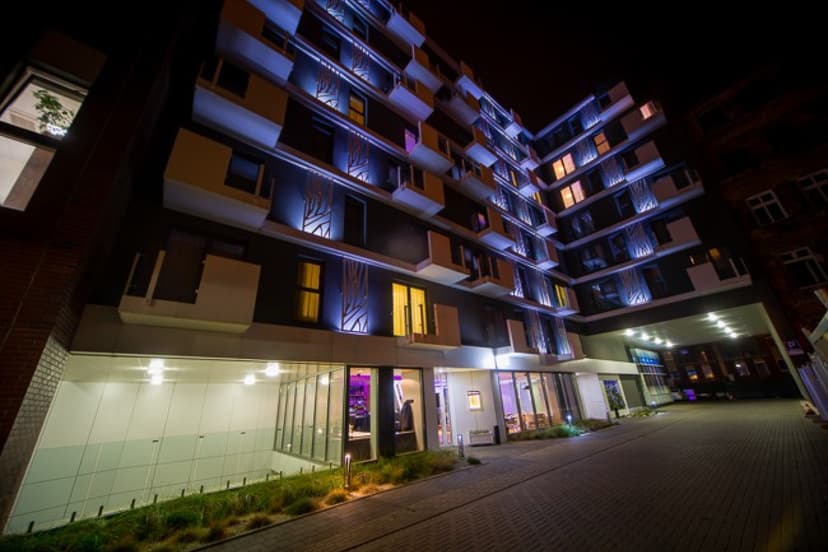 Romantyczny Pobyt (1 Noc, 2 Osoby) | Hotel InVite | Wrocław