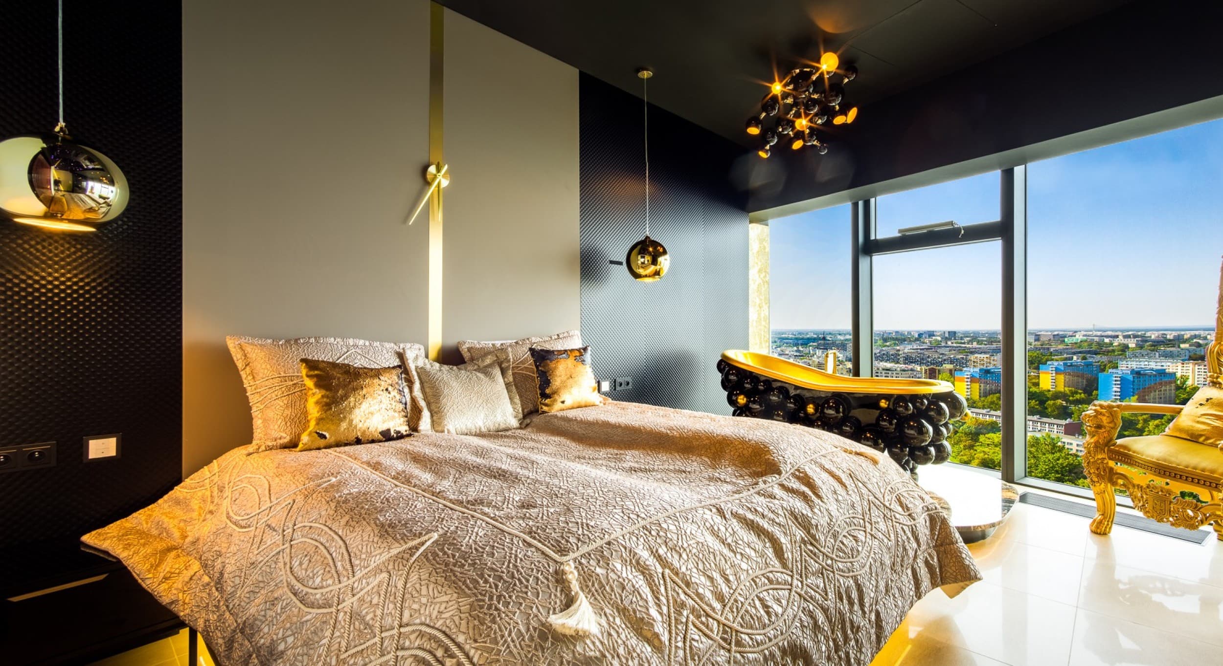 Luksusowy Pobyt w Apartamencie Prezydenckim (1 Noc, 2 Osoby) | Apartamenty Sky Tower | Wrocław | Wyjątkowy Prezent