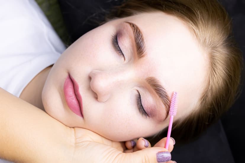 Stylizacja Rzęs i Brwi | Bielsko-Biała